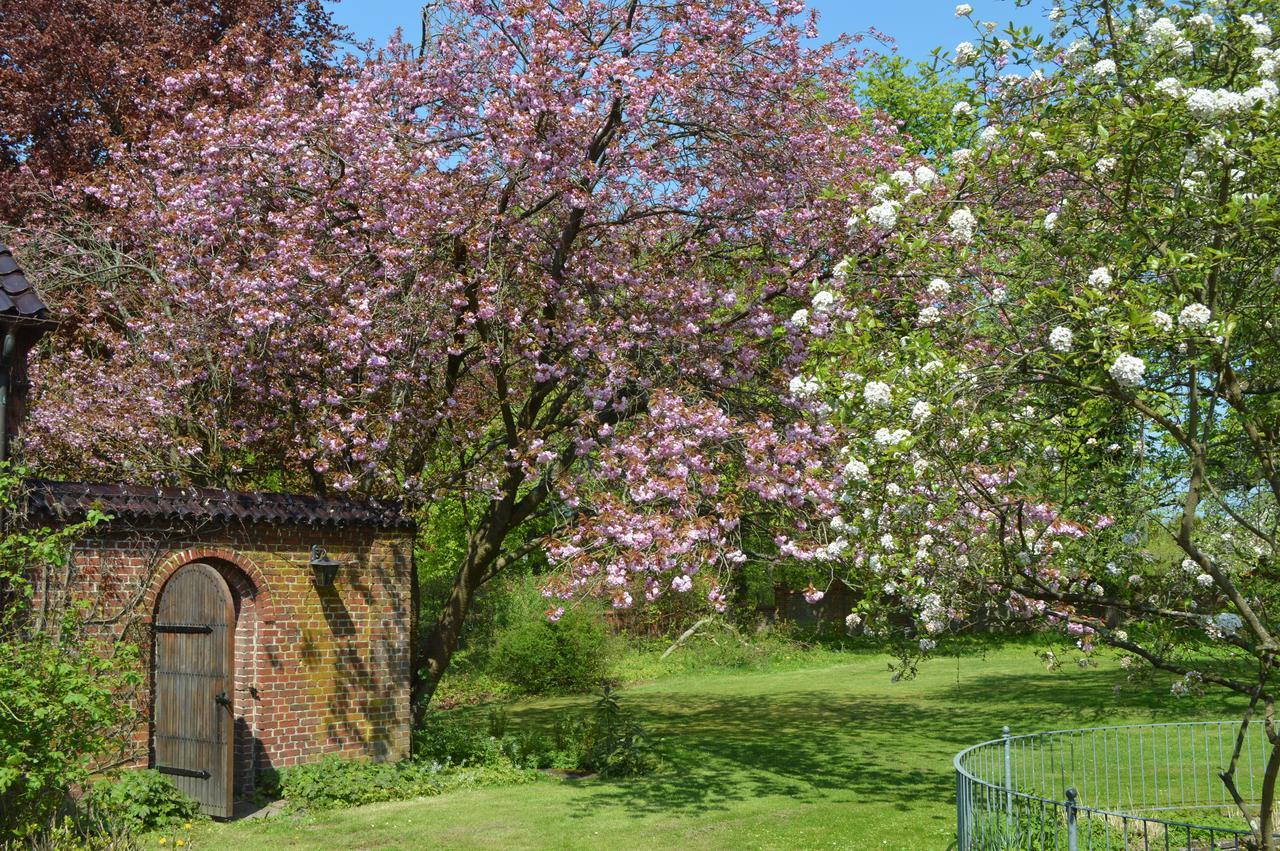 Minnesberg Bed & Breakfast Trelleborg Bagian luar foto